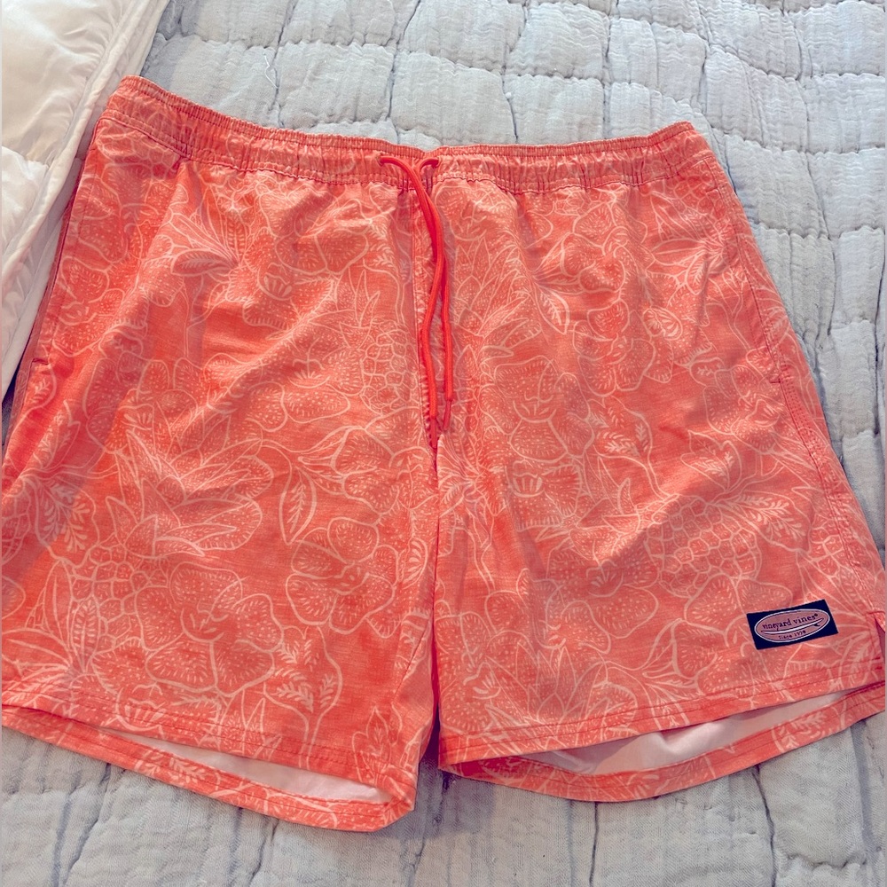Vineyard Vines Men’s swim trunks